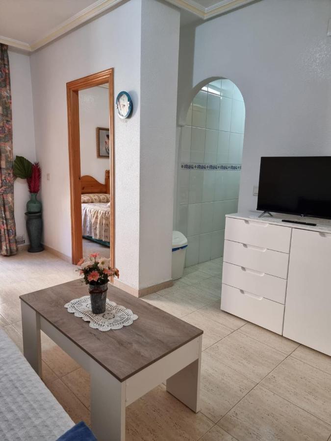 Ferienwohnung in Torrevieja ca100m vom Strand Playa del Cura entfernt Exterior foto
